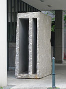 Nr. 13 : Entkernter Granit van Nikolaus Gerhart