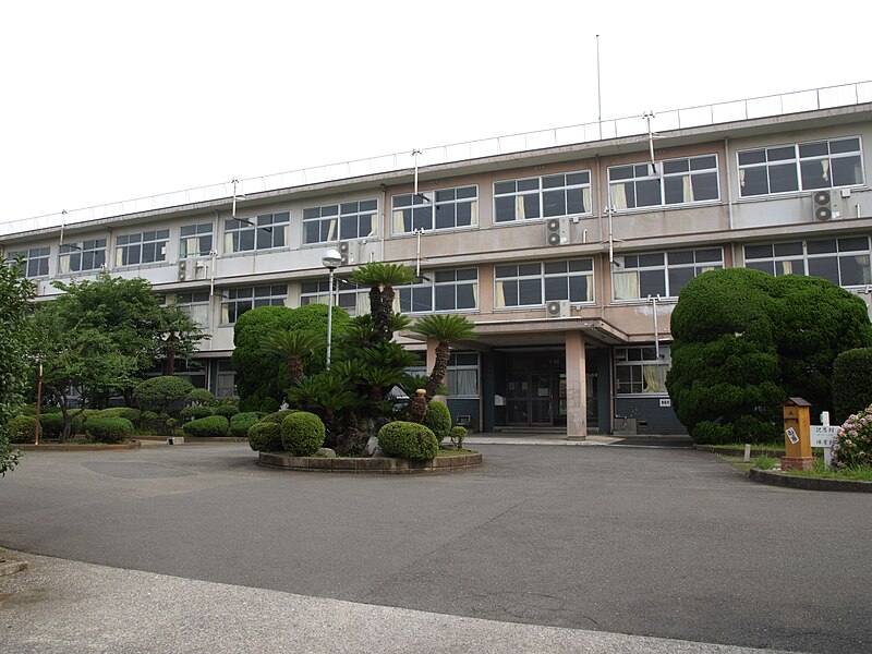 File:Kanagawa Prefectural Yokosuka High School.jpg
