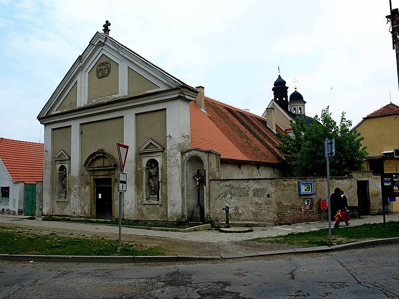 File:Kaple svaté Kateřiny v Jaroměřicích nad Rokytnou (Q10412905) 01.jpg