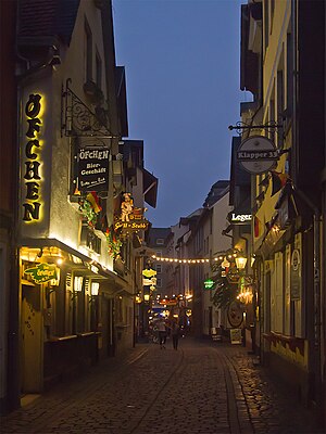 Klappergasse Ebbelwoi-Viertel Frankfurt Alt-Sachsenhausen.jpg