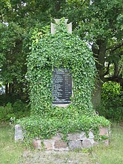 Воен споменик за 13 војници од Кобленц кои загинале во Првата светска војна.