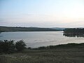 Lacul Ciurbeşti văzut de pe deal