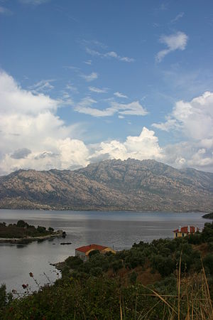 This is a pic I took at Lake Bafa in Turkey a my first try to have a featured pic. PS: I'm active at ptwiki.