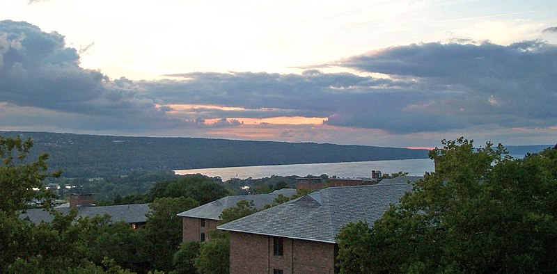 File:Lake Cayuga.jpg