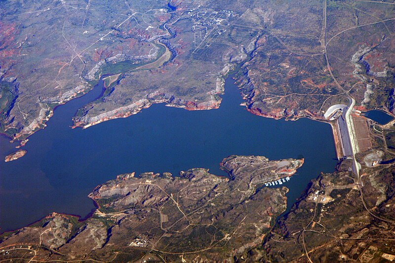 File:Lake Meredith, TX 2007.jpg