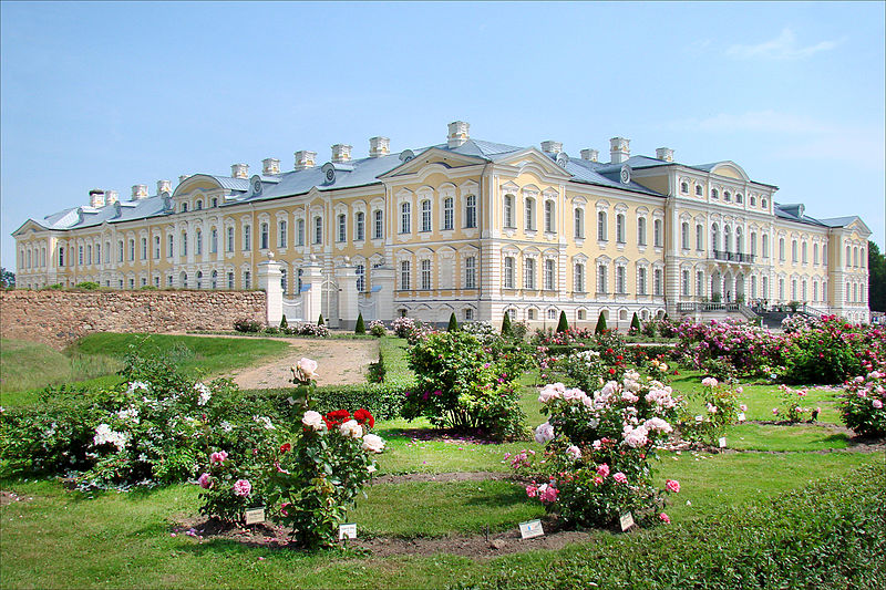 File:Le parc et le palais de Rundale (7656233348).jpg