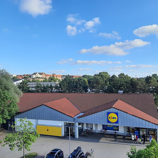 File:Lidl Werftstraße Kiel.jpg