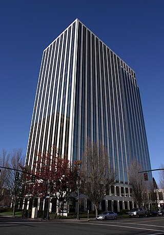 <span class="mw-page-title-main">Lloyd Center Tower</span> Office building in Portland, Oregon, U.S.