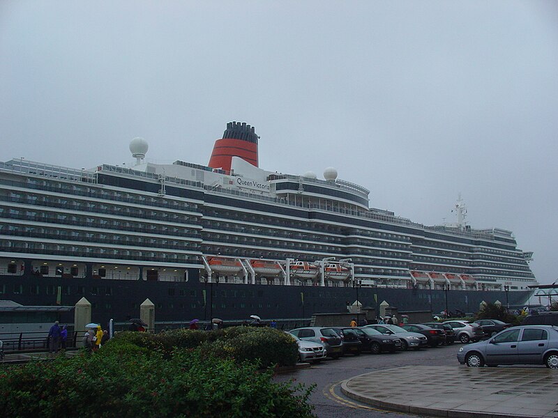 File:MS Queen Victoria visits Liverpool 26-07-10 - DSC00601.JPG