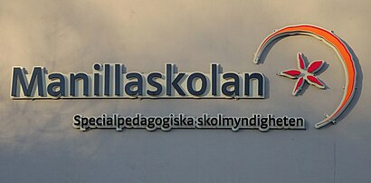 How to get to Manillaskolan with public transit - About the place