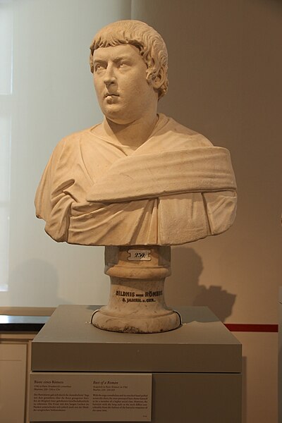 File:Marble Bust of a Roman, 220-250 AD (28735011785).jpg