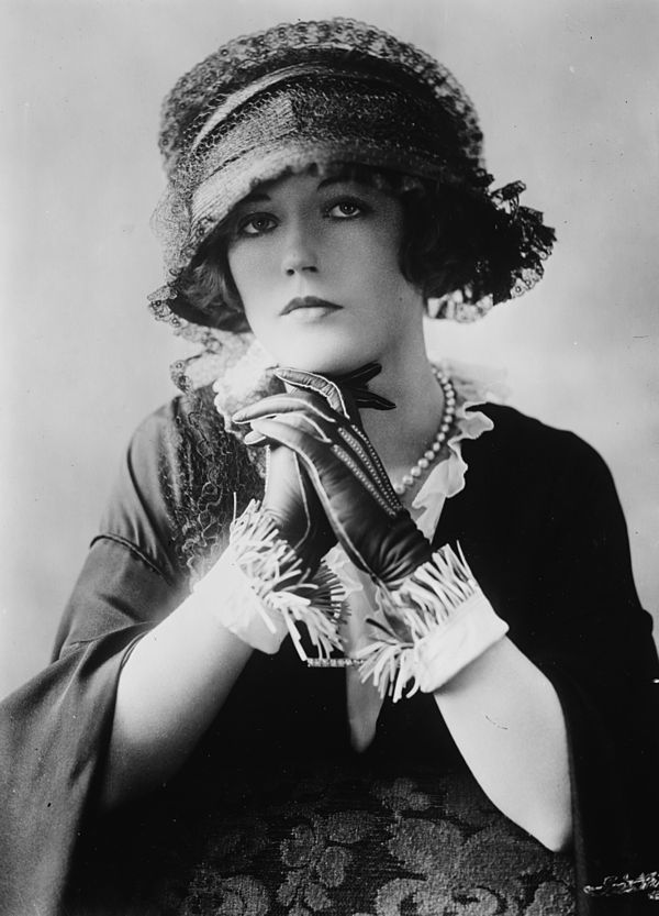 Lederer's aunt, Marion Davies