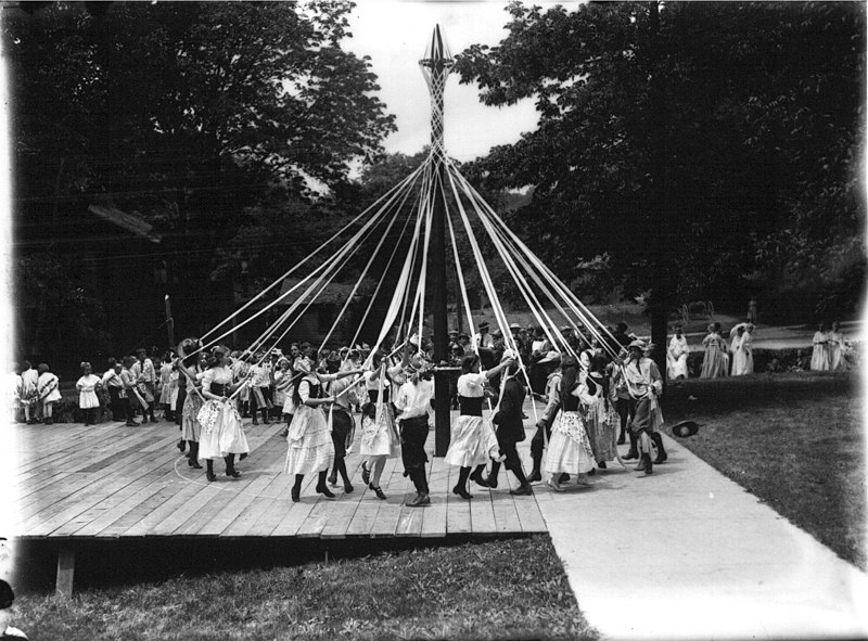 File:May pole dance at Ohio State Normal College Model School May Day celebration 1911 (3190853663).jpg