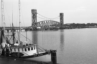 <span class="mw-page-title-main">Berwick Bay Bridge</span> Bridge in Berwick and Morgan City, Louisiana