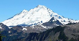 Mount Baker menunjukkan Park Glacier.jpg