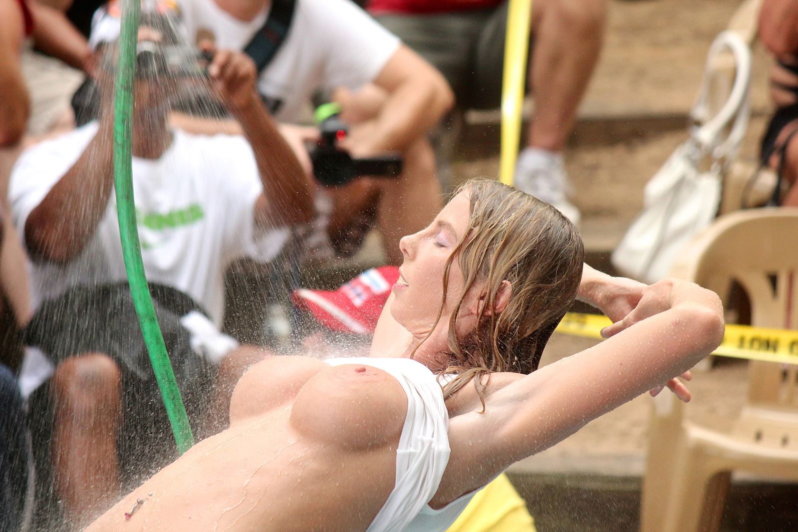 Wet T-Shirt Contest 01.jpg.