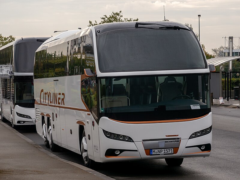File:Neoplan Cityliner, Busworld Europe 2023, Brussels (P1140189).jpg