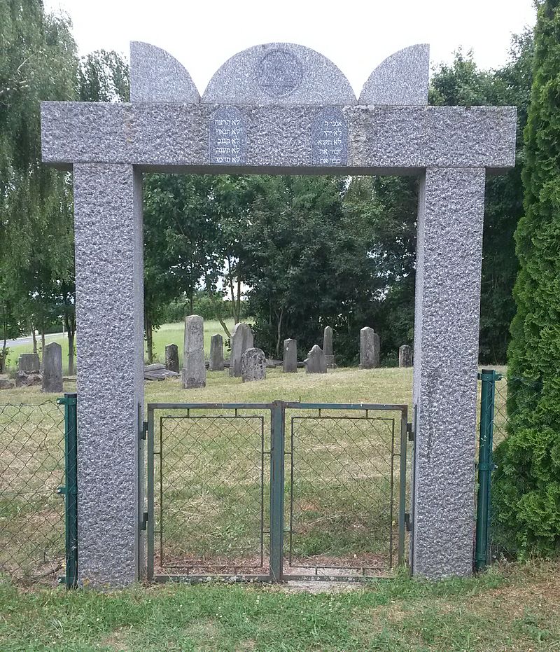 Neuer Jüdischer Friedhof Stadtschlaining 06.jpg