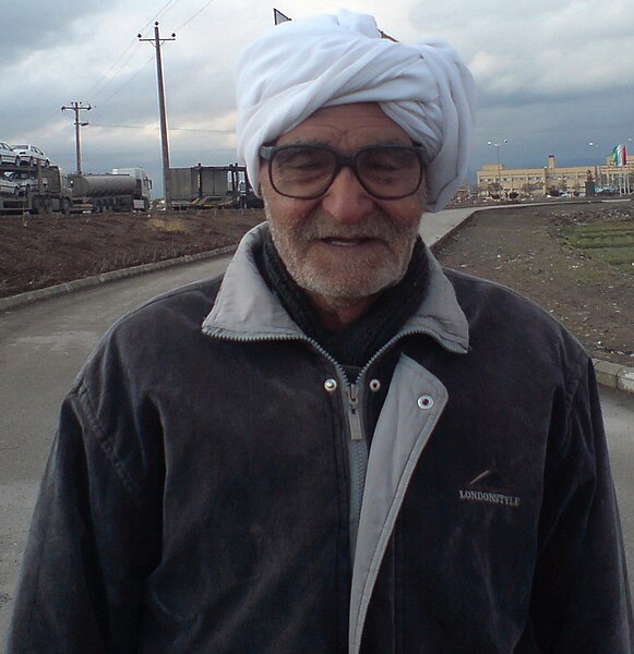 File:Nishapuri (Khorasani) Oldman.jpg