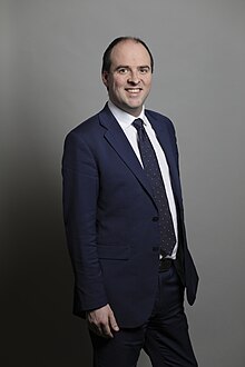 Official portrait of Mr Richard Holden MP 2020.jpg