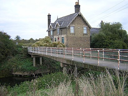 How to get to Washingborough Railway Station with public transport- About the place