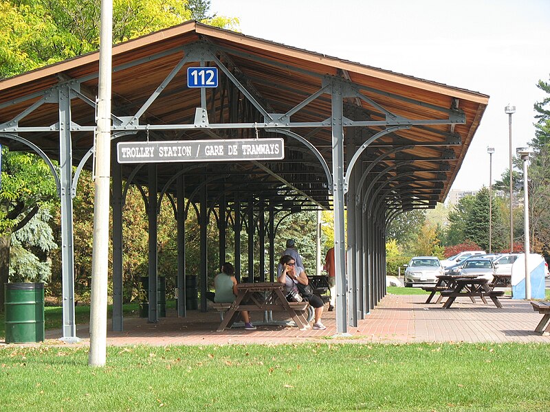 File:Old streetcar station, Britannia, Ottawa.jpg