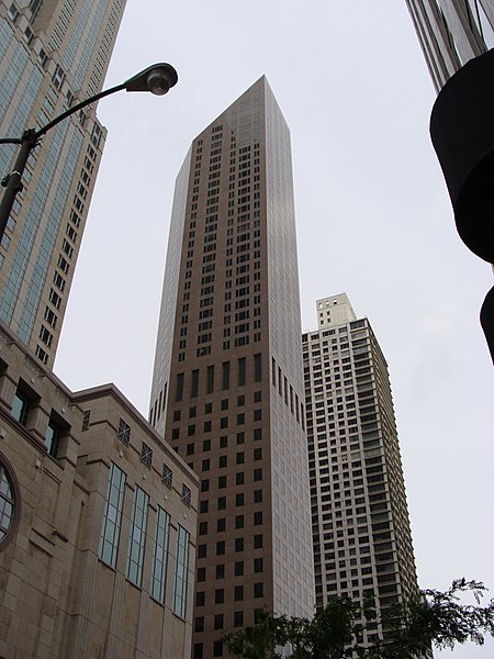 File:One Magnificent Mile June 8 08.jpg