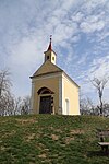 Overview_of_chapel_of_Saint_James_the_Greater_in_Panenská,_Jemnice,_Třebíč_District.jpg