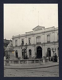 Palacio del Real Tribunal del Consulado de Santiago.jpg