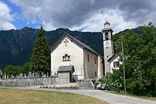 Parish Church of S. Michele Palagnedra - St.Michael Aussen.jpg