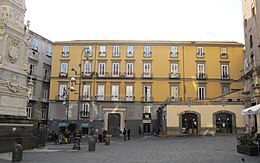 Petrucci Palace (Naples) .JPG