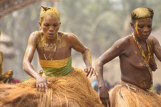 femmes et folklore