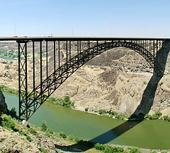 Perrine Bridge over Snake River Canyon Perrine Bridge Twin Falls2.jpg