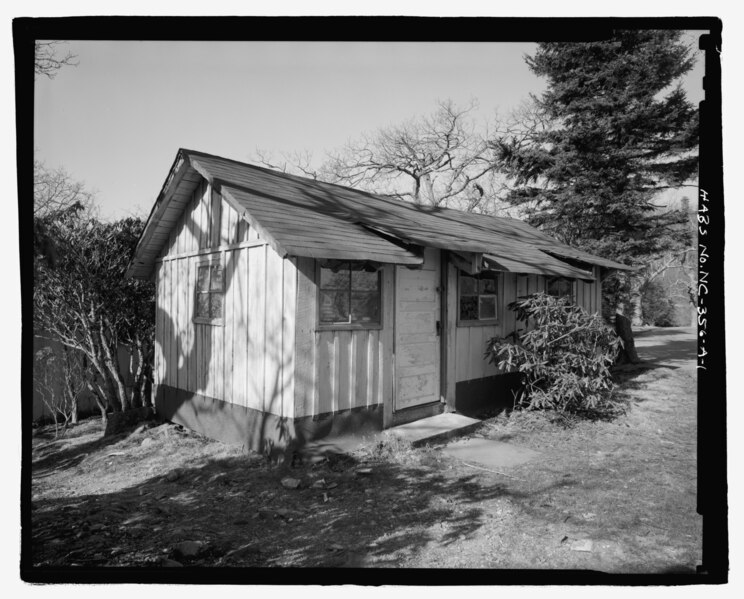 File:Pisgah National Forest Inn, Laundry Building, Blue Ridge Parkway Milepost 408.6, Asheville, Buncombe County, NC HABS NC-356-A-1.tif