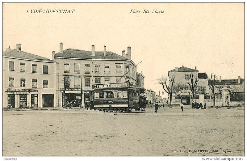 File:Place Ronde. Rue de l'Église. Lyon.jpg