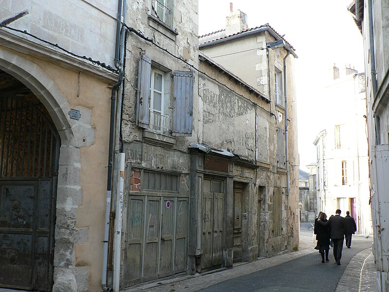 File:Poitiers - 20060416 (1).jpg