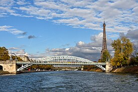 Pont Rouelle i Wieża Eiffla, Paryż 19 października 2017.jpg