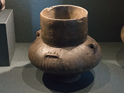 Ceramics of Bronze Age found in Lierna in 1876