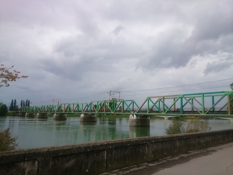 File:Ptuj, railway bridge.jpg