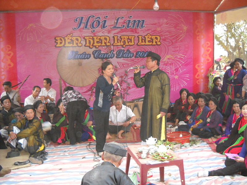 File:Quan họ cổ - hội Lim, Bắc Ninh.JPG