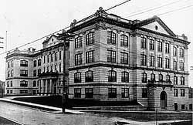 Queen Anne High School, 1909 or 1910