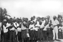 Archivos del Estado de Queensland 5809 residentes de Yarrabah, junio de 1931.png