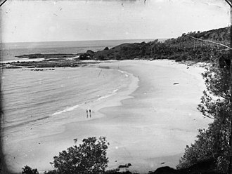 Snapper Rocks viewed from Greenmount Hill across Rainbow Bay, 1891 Rainbow Bay Gold Coast ca 1891.jpg