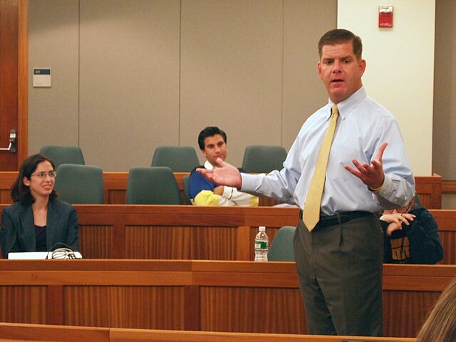 Walsh speaking in 2009