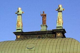 Minerva och två av fyra obelisker
