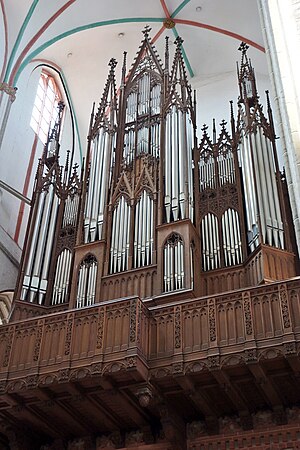 Schwerin Dom Orgel (4).jpg