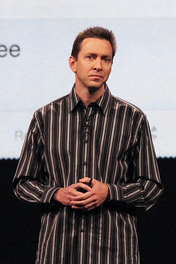 File:Scott Forstall.jpg