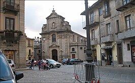 Centrum van Serra, met zicht op de parochiekerk