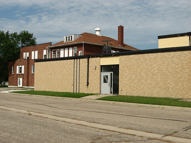 File:Sheyenne School.jpg