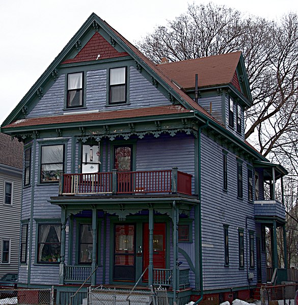 File:SomervilleMA HouseAt343HighlandAve.jpg